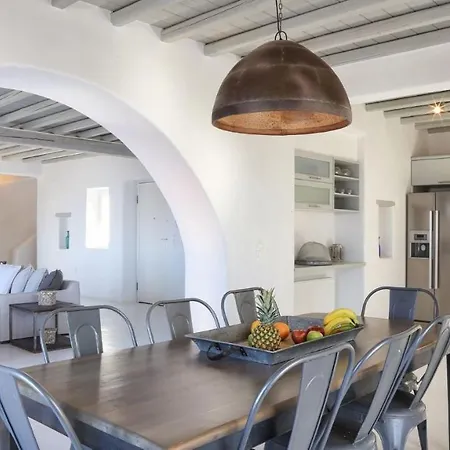 Majestic Mykonos 4 Bedrooms Celestic Julie Bbq And Private Infinity Pool וילה Fanari (Mykonos)